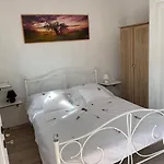 וילה Kuca Zanetta Sa Bazenom