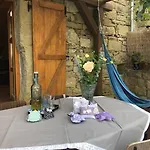 Kuca Zanetta Sa Bazenom בוזט