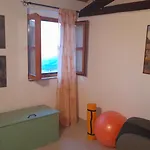 Kuca Zanetta Sa Bazenom * בוזט
