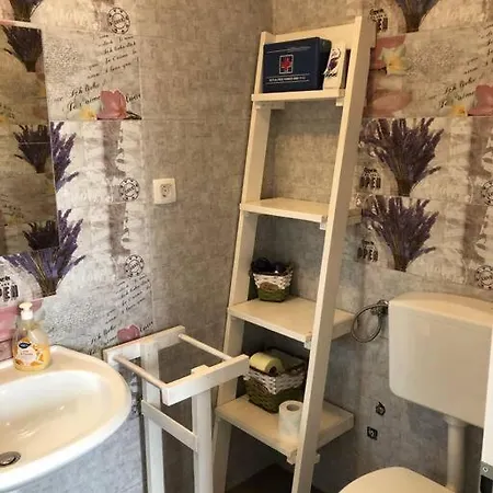 Kuca Zanetta Sa Bazenom