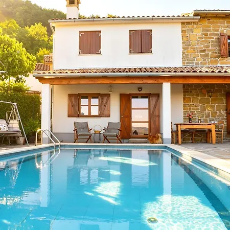 Villa Kuca Zanetta Sa Bazenom