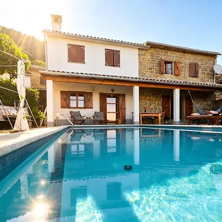 Villa Kuca Zanetta Sa Bazenom Buzet
